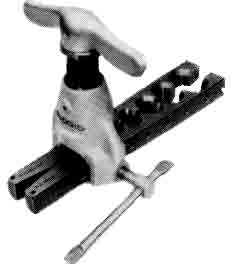 IMPA手册 编号616773扩管工具和杆式弯管器(图1) IMPA手册 编号616773扩管工具和杆式弯管器(图1)